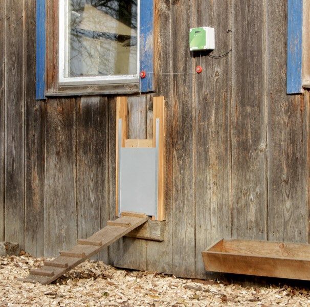 Aluminum Partition for Automatic Door / For Chicken Coop / 430 x 400 mm