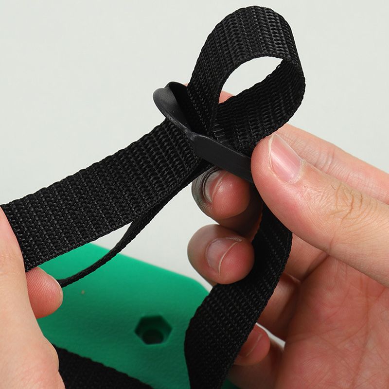 Spiked Aerating Sandals / Plastic Spring Washer Lawn Aerator Shoes