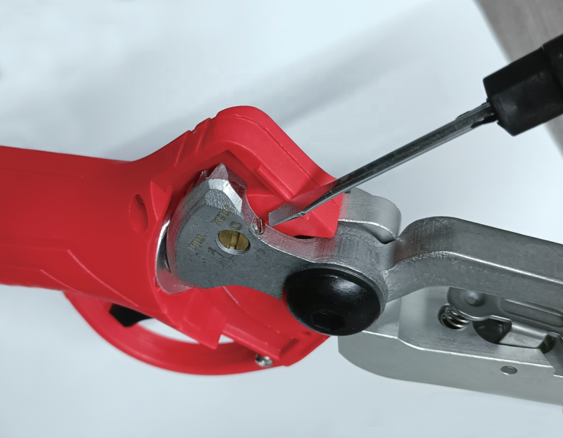 Rechargeable Ear Tag Applicator / Battery Powered Applicator Suitable For Livestock / Cordless